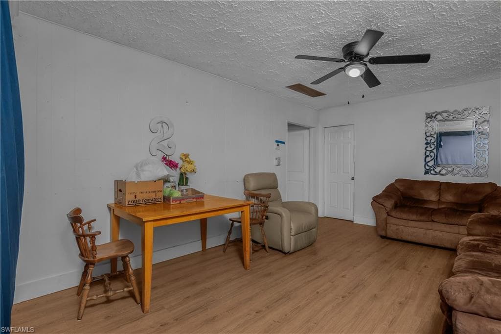 337 Balboa AVE-5