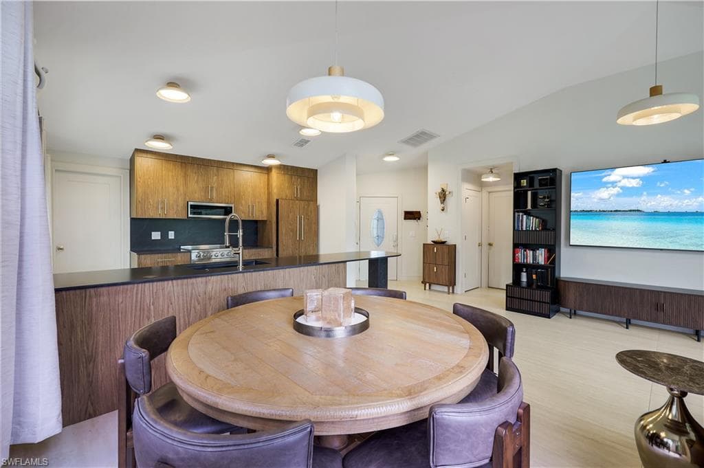 21167 Butchers Holler-13