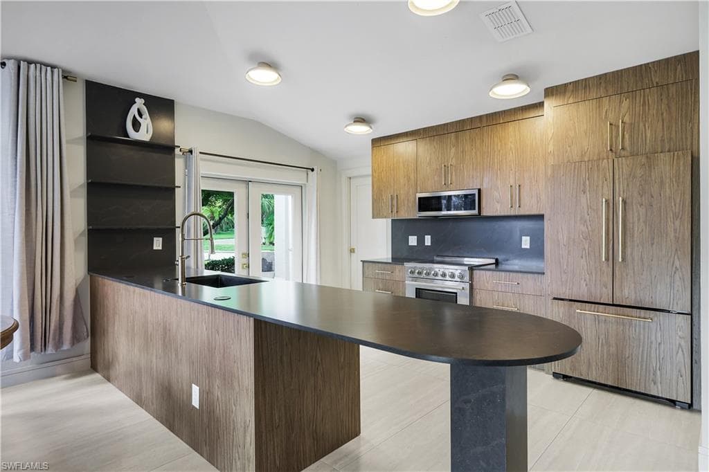 21167 Butchers Holler-11