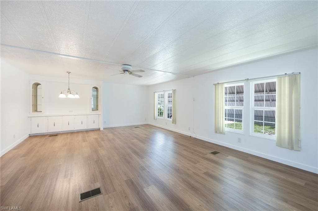 27380 Valois DR-11