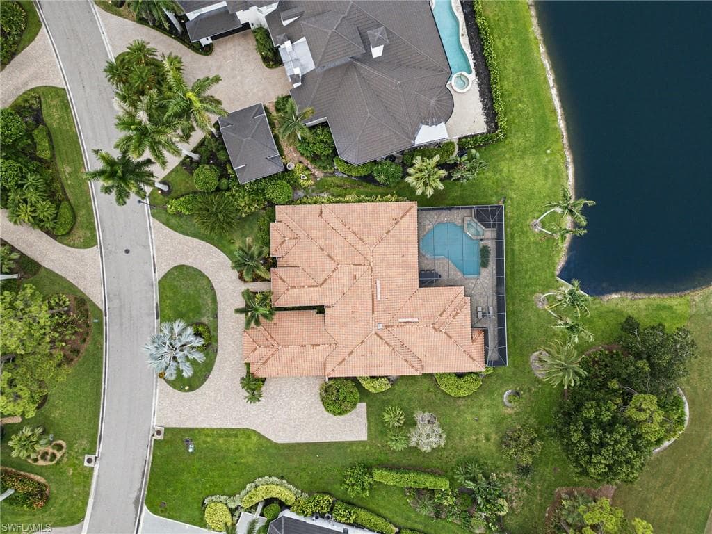 212 Cheshire WAY-36