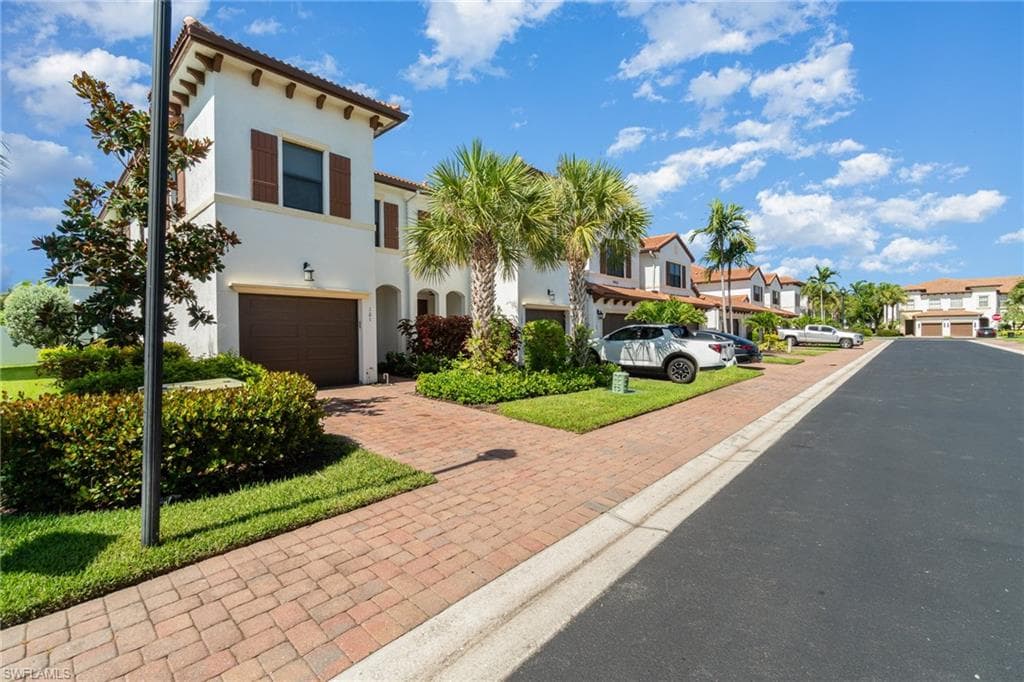 9463 Montebello WAY 101-18