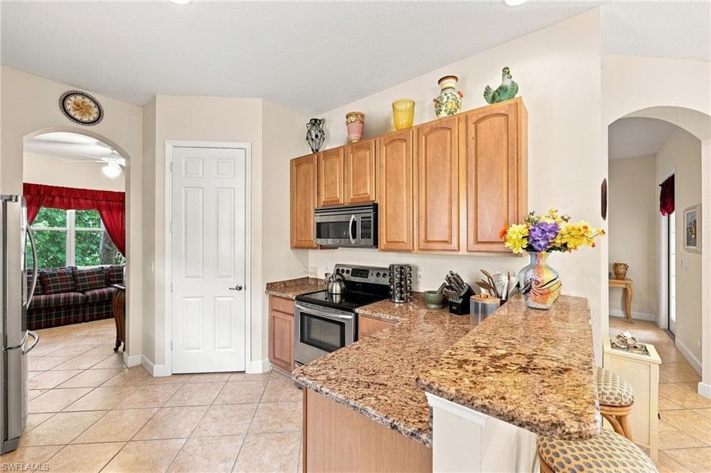 6116 Highwood Park LN-13