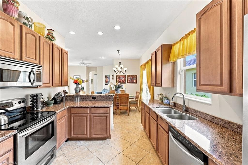 6116 Highwood Park LN-14