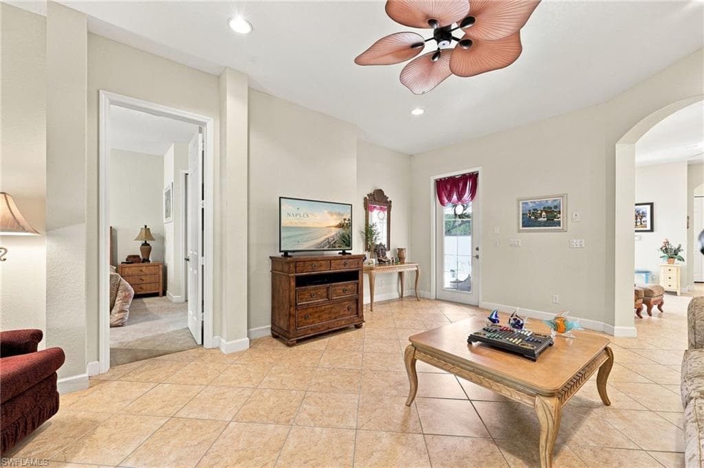 6116 Highwood Park LN-8