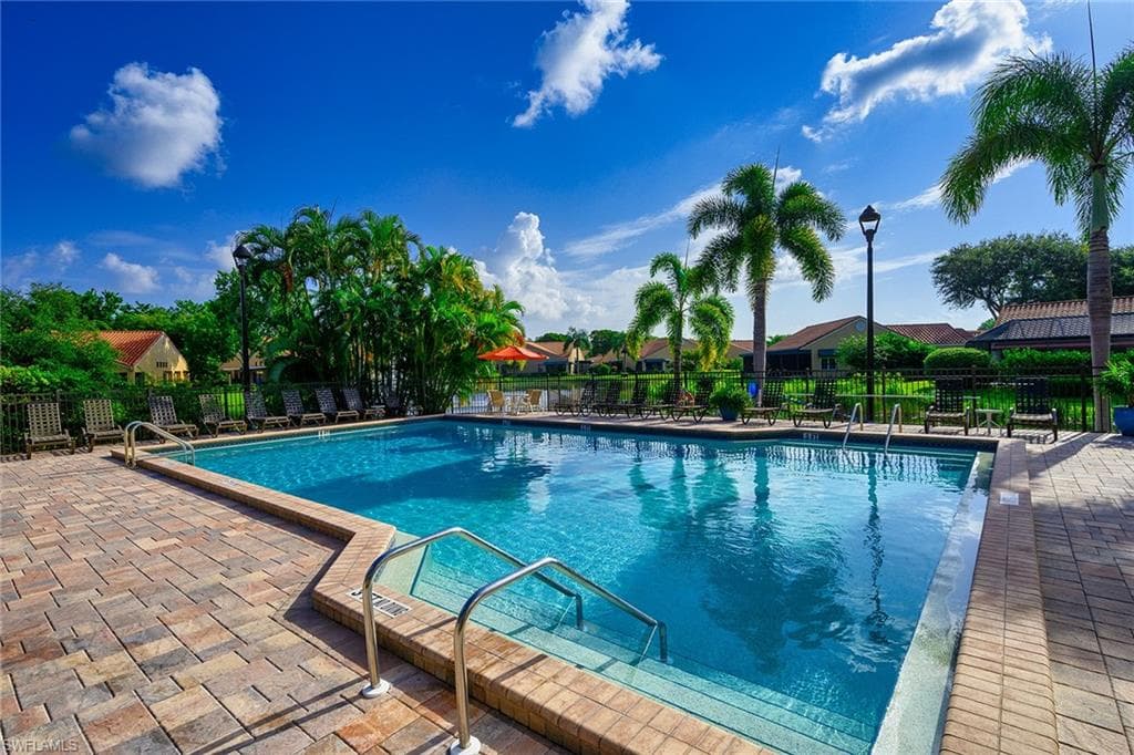 589 Beachwalk CIR P-203-28
