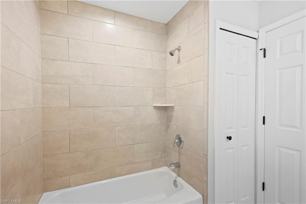 6857 Idlewild ST-42