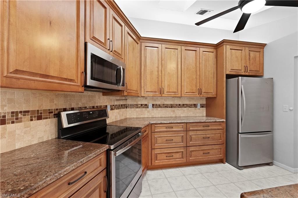 6857 Idlewild ST-7