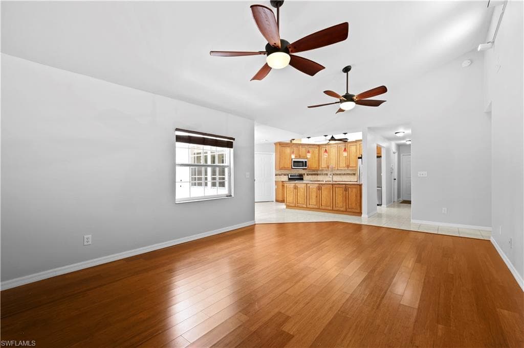 6857 Idlewild ST-21