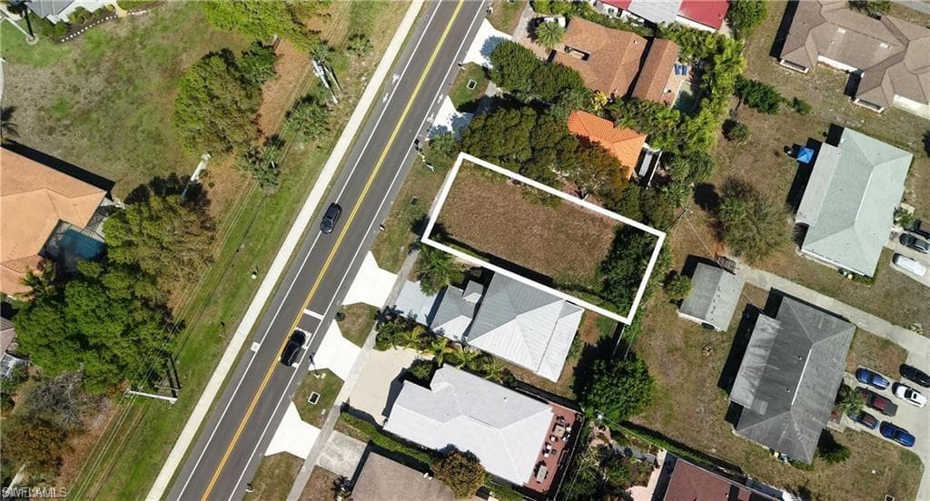 686 111th AVE N-3