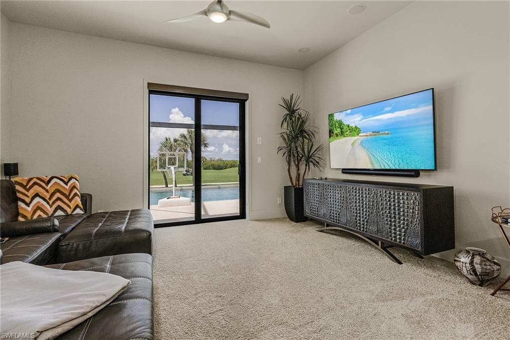 11695 Royal Tee CIR-15