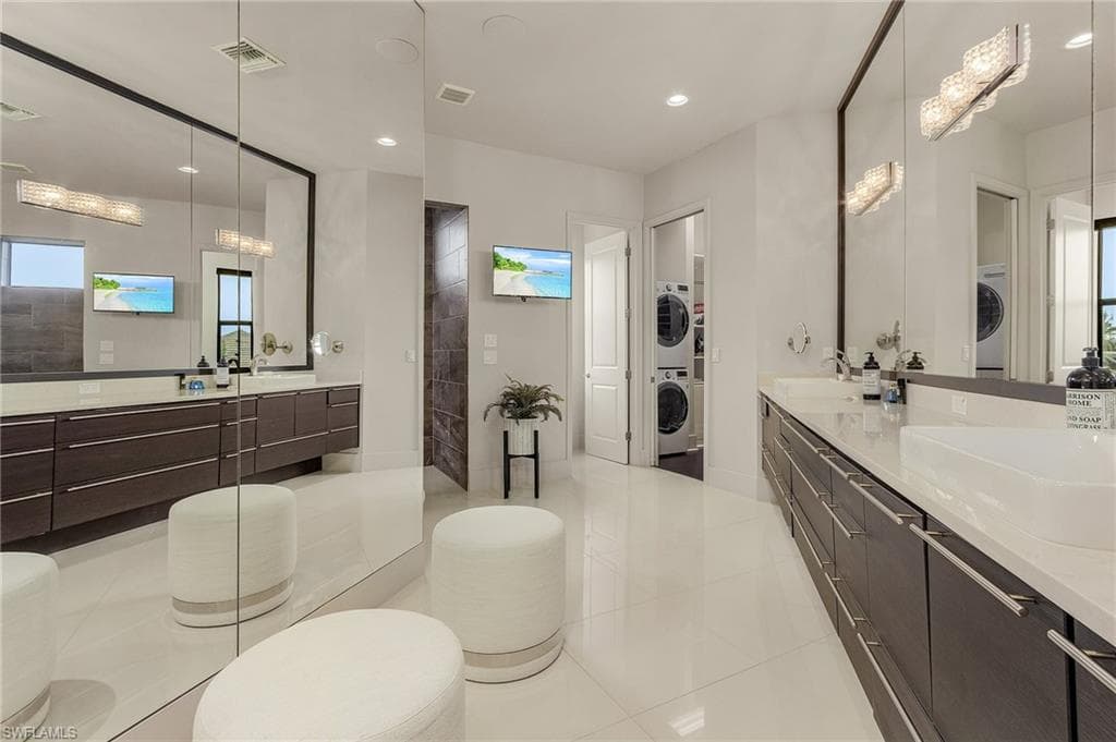 11695 Royal Tee CIR-25
