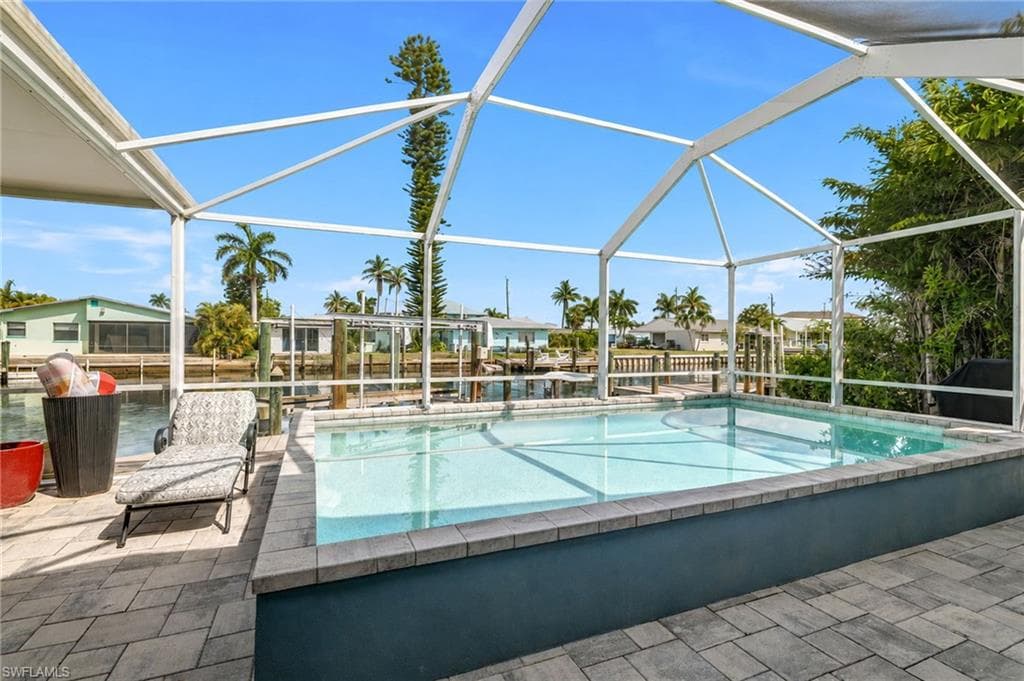 2574 Bayshore DR-27