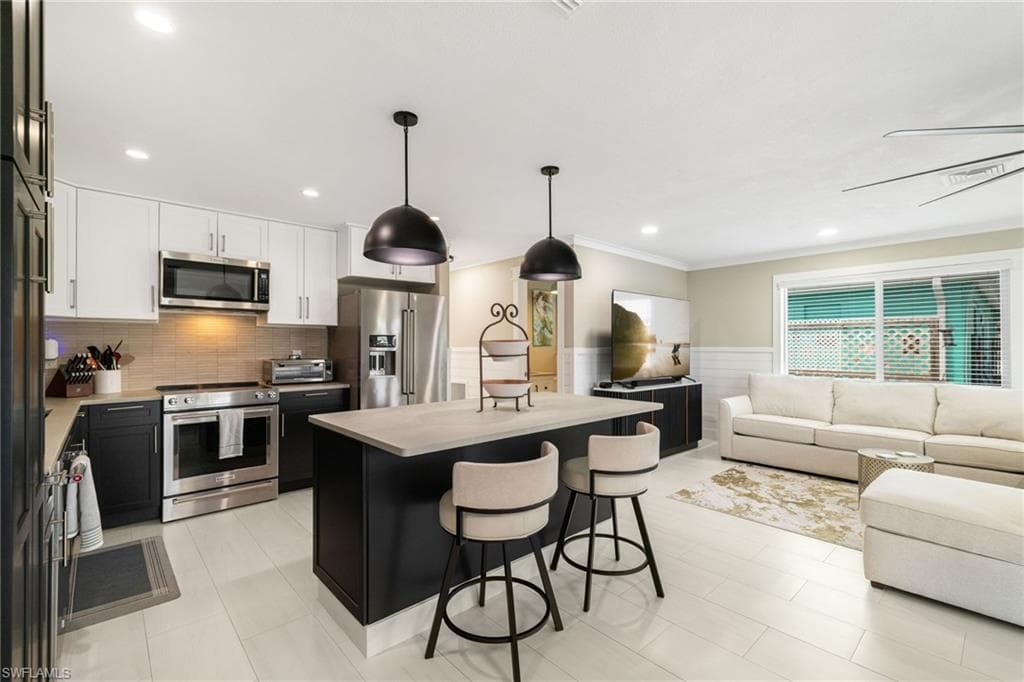 2574 Bayshore DR-12