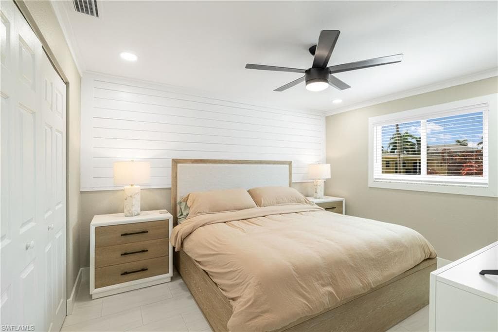 2574 Bayshore DR-24