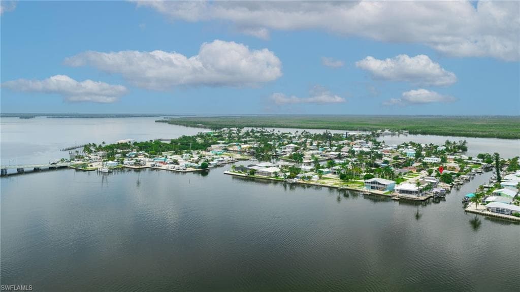 2574 Bayshore DR-38