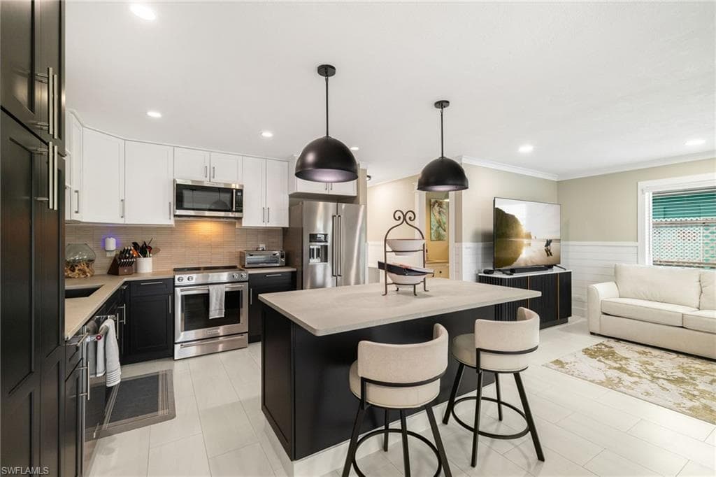 2574 Bayshore DR-10