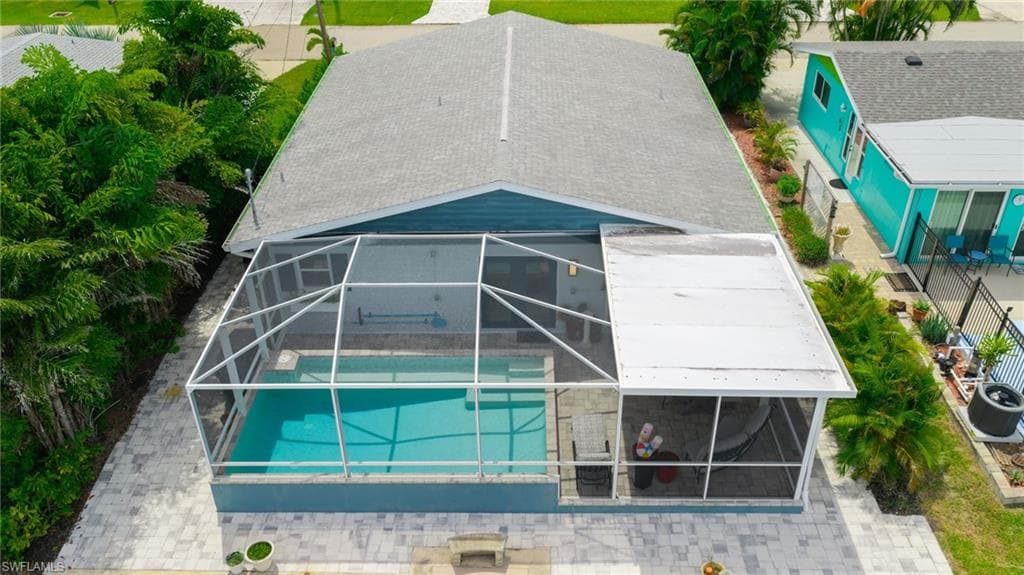2574 Bayshore DR-35