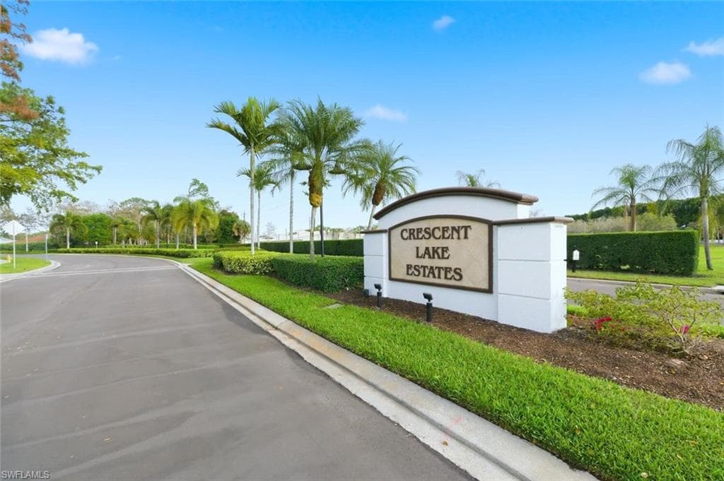 9570 Crescent Garden DR A102-32