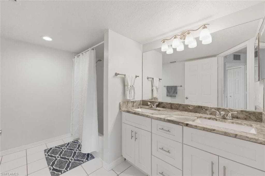 9570 Crescent Garden DR A102-5