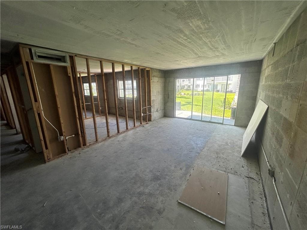 3704 Broadway 109-1