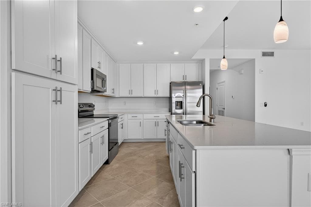 18461 Copperhead CT N 422-7