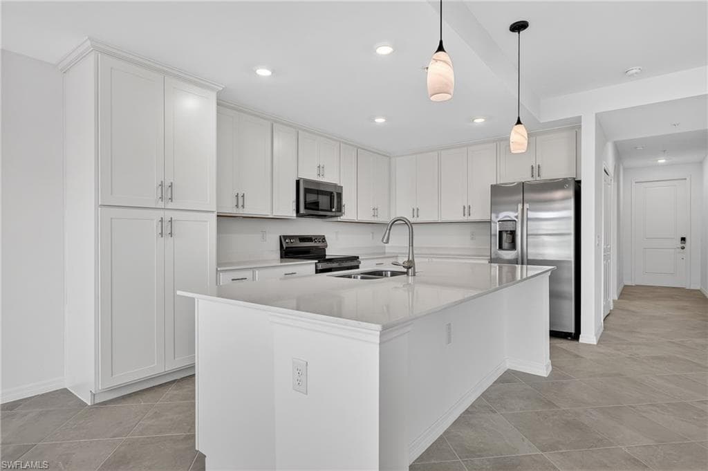 18461 Copperhead CT N 422-8