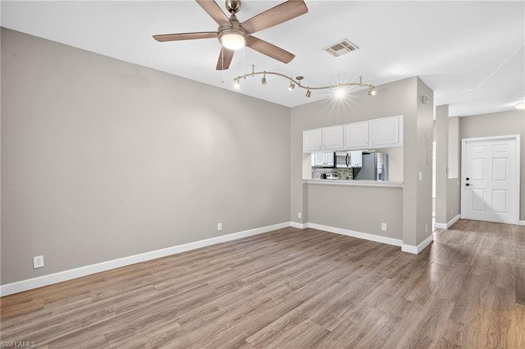 8289 Pacific Beach DR-4