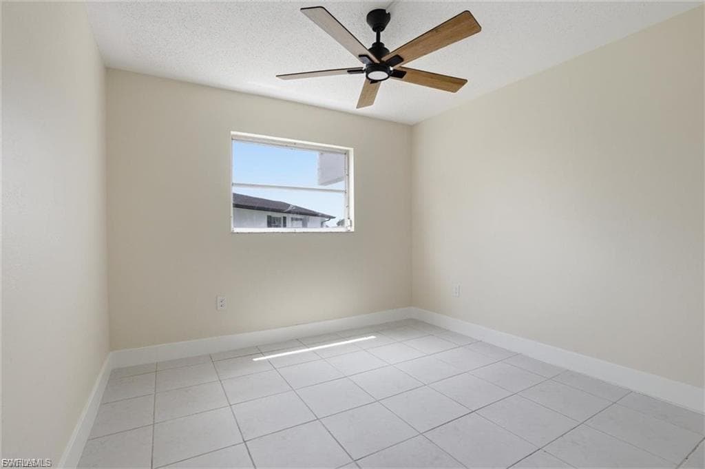 3704 Broadway 205-10