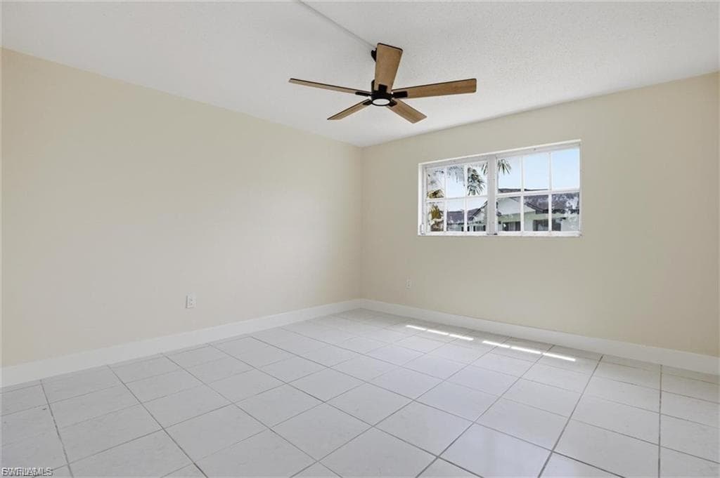 3704 Broadway 205-8
