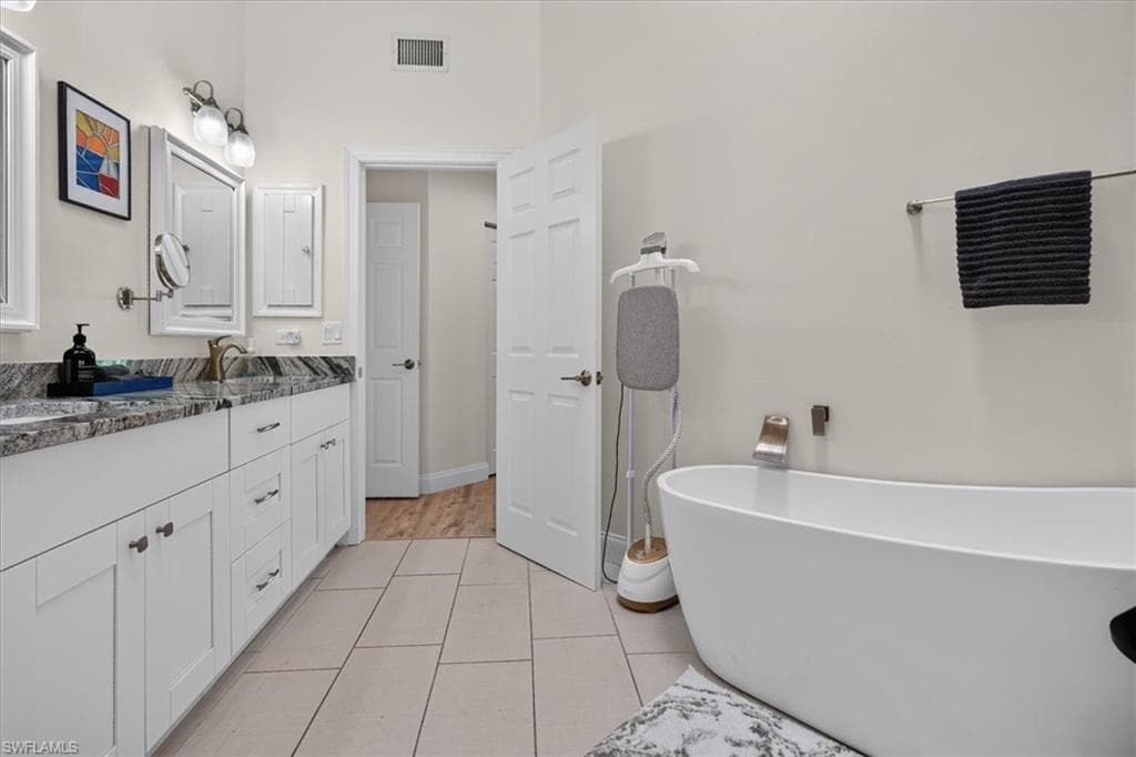 7150 Golden Eagle CT 221-17