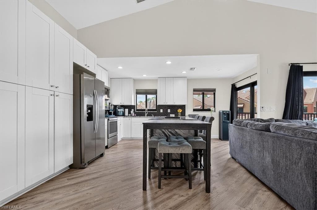 7150 Golden Eagle CT 221-32