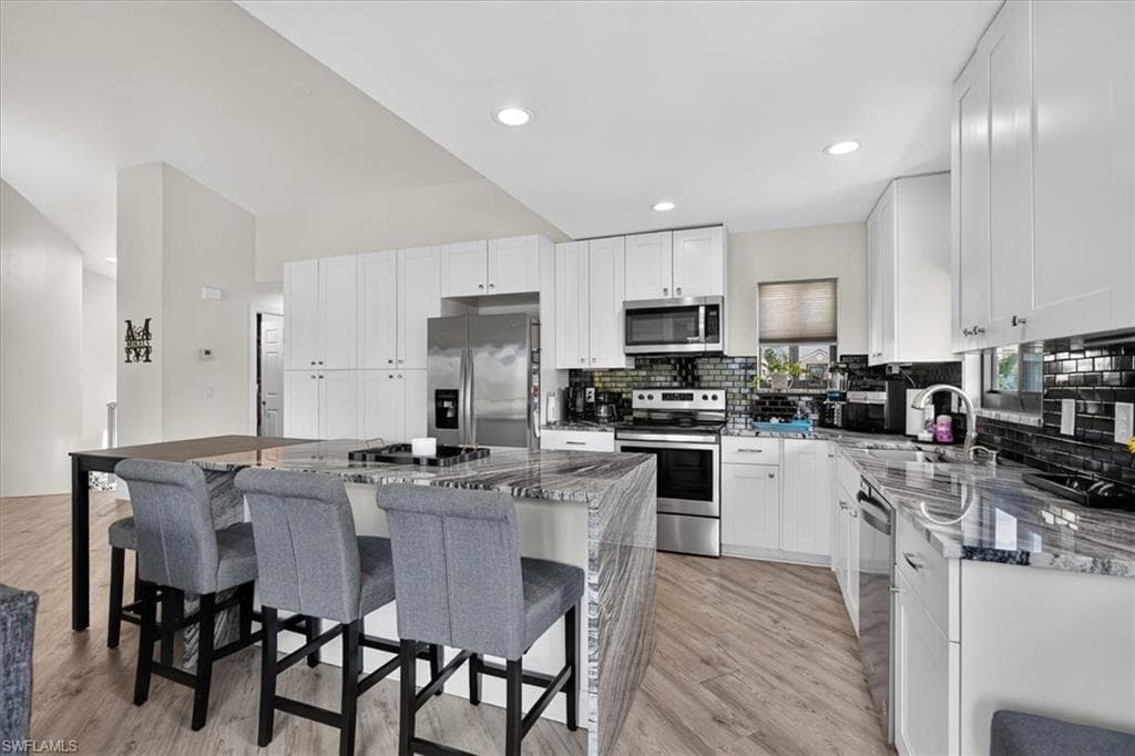 7150 Golden Eagle CT 221-8