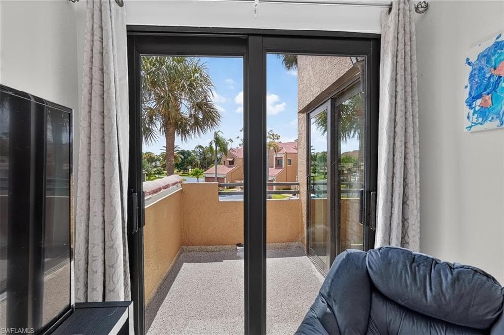 7150 Golden Eagle CT 221-21