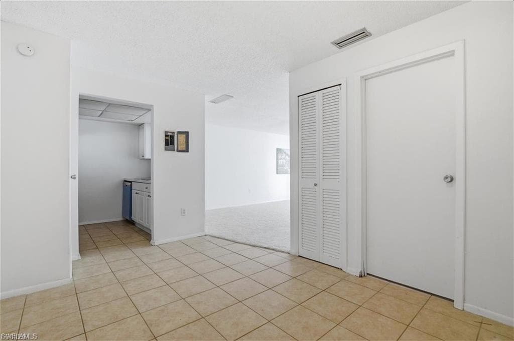 3704 Broadway 310-7