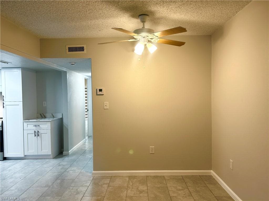 4906 Victoria DR 103-9