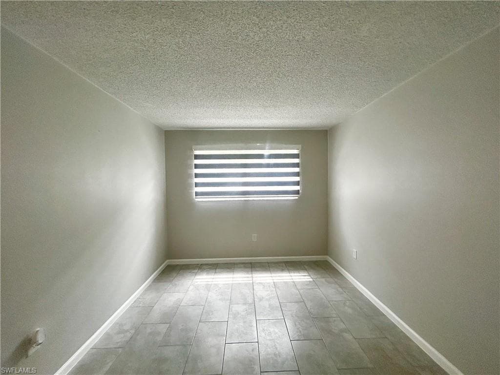 4906 Victoria DR 103-14