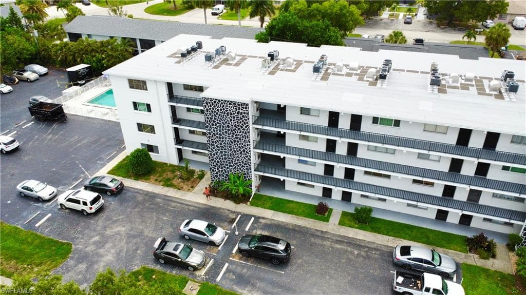 4906 Victoria DR 103-25
