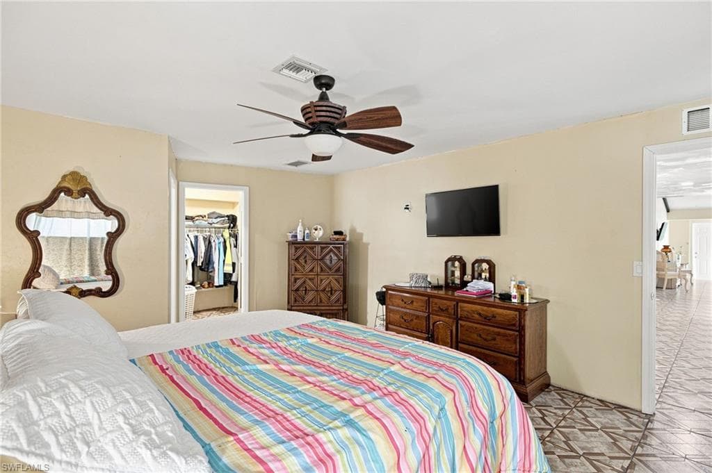 1631 Country Club PKWY-12