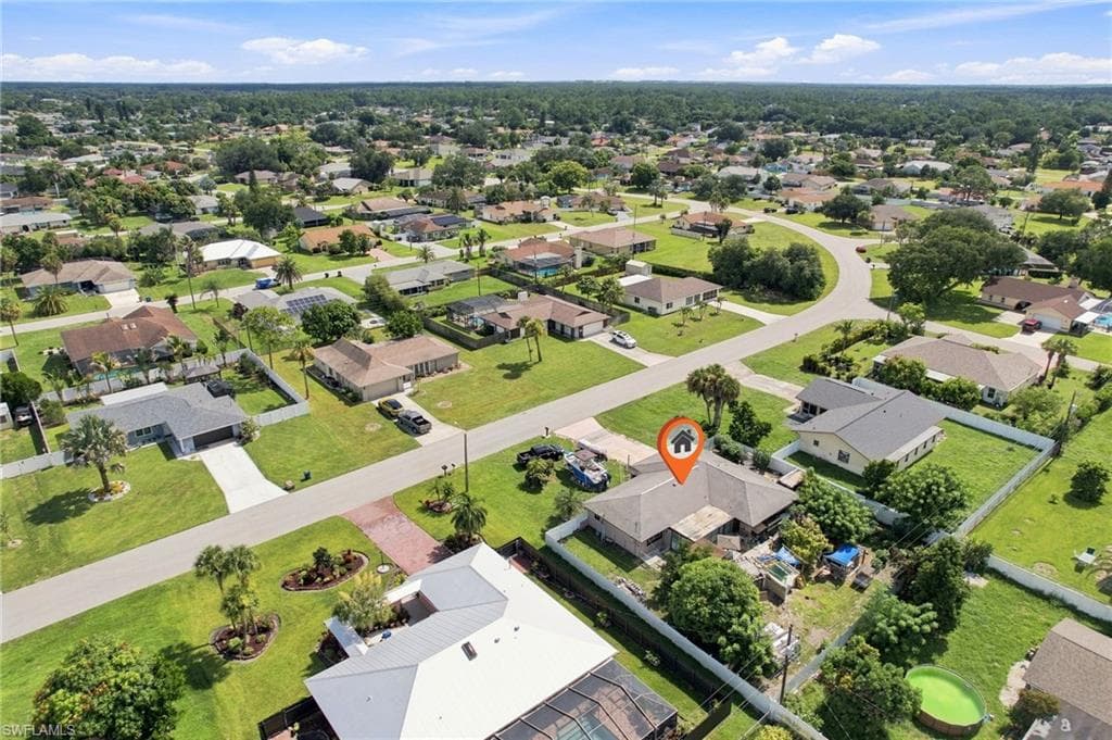 1631 Country Club PKWY-22