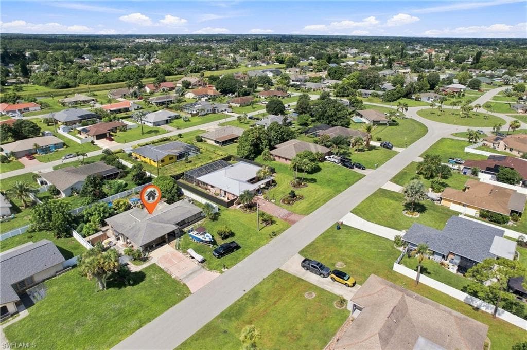 1631 Country Club PKWY-24