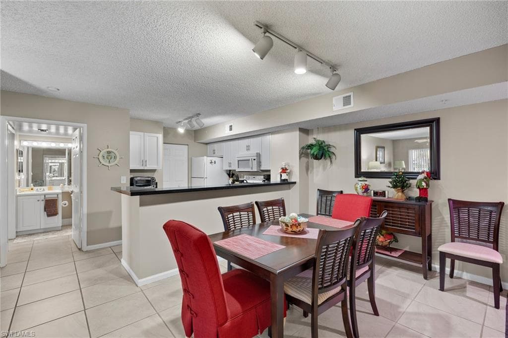 1835 Florida Club CIR 3103-12