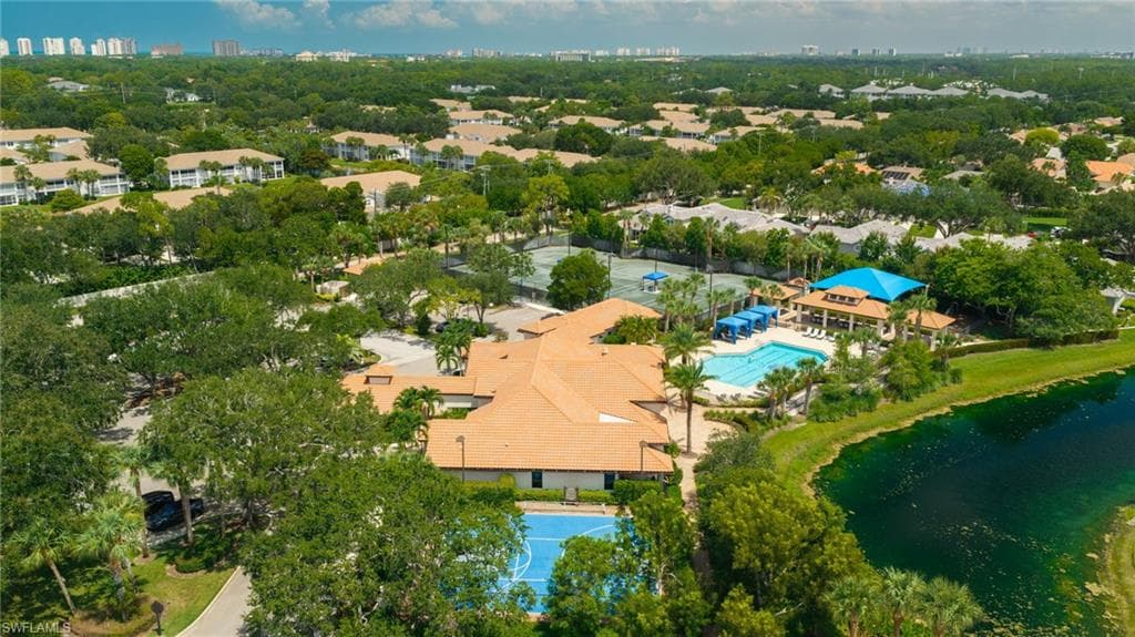 8009 San Vista CIR-47