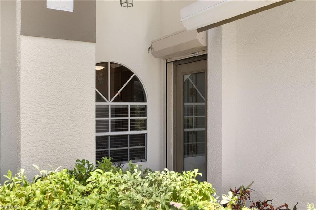 8009 San Vista CIR-44