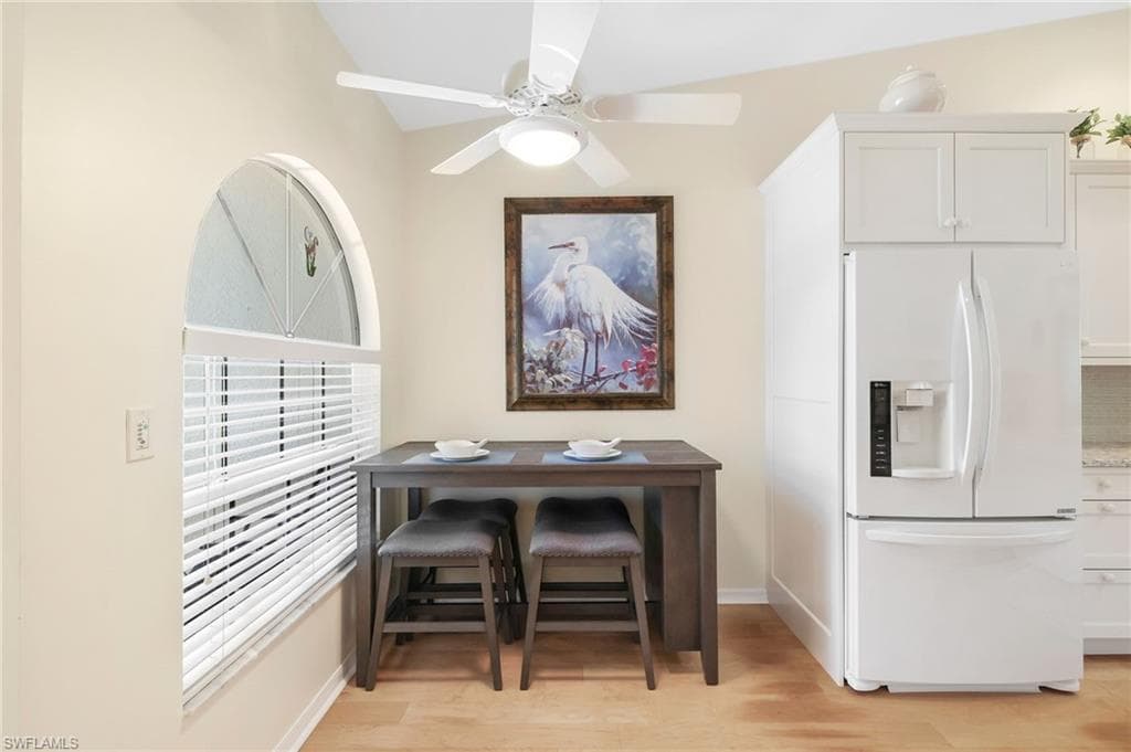 8009 San Vista CIR-4