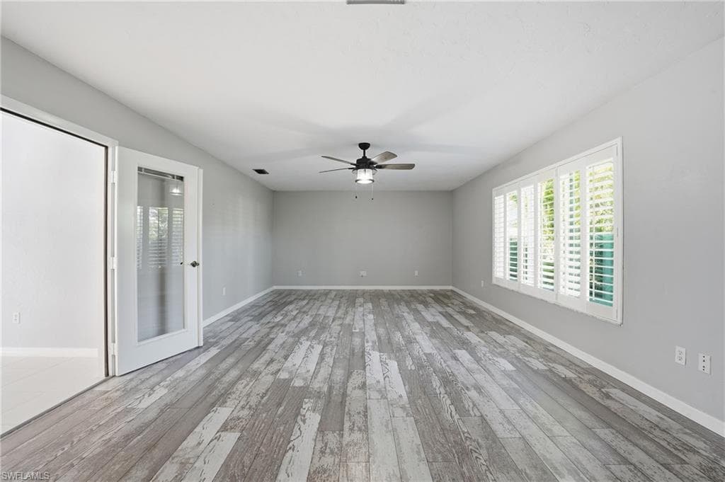 5964 Baker CT-22