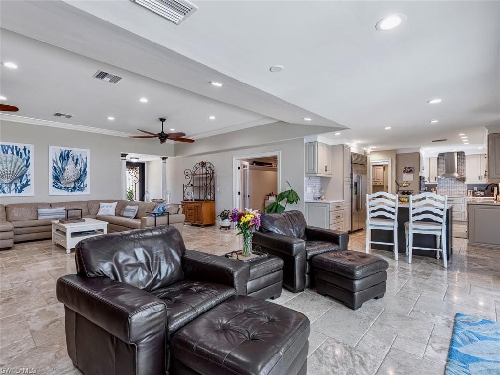 14641 Fair Haven RD-16