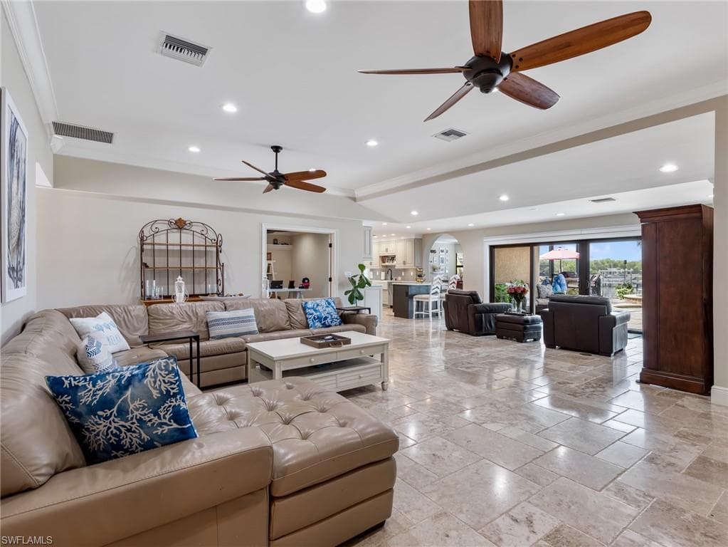 14641 Fair Haven RD-11