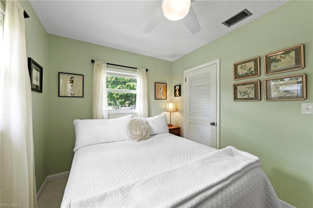 1212 Barnsdale ST-25