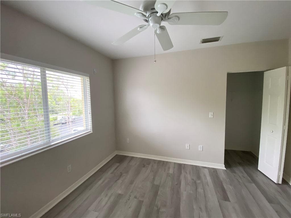 10010 Maddox LN 315-22